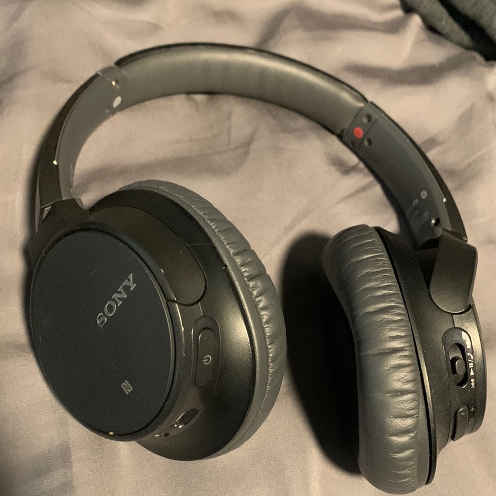 Sony WHCH700N Wireless Headphones